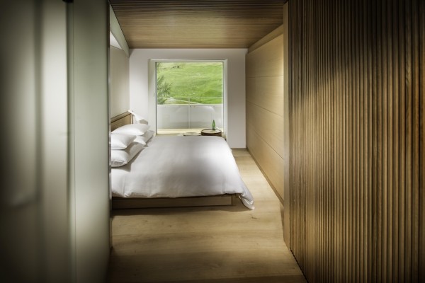 Eines der Zimmer, entworfen von Tadao Ando...