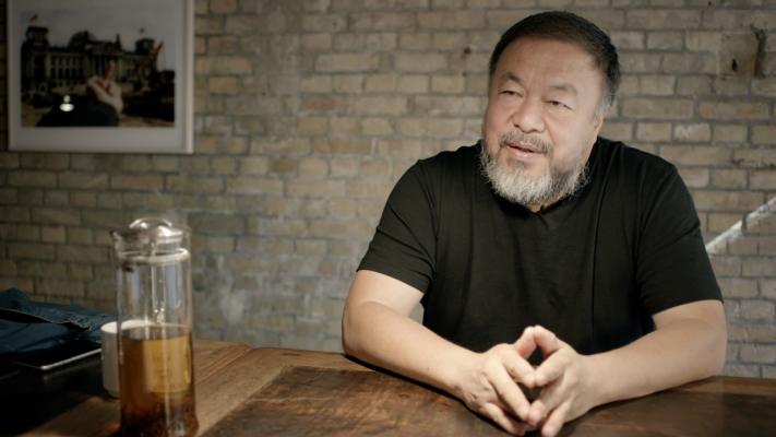 Immer auf Konfrontationskurs: Ai Weiwei (Foto: Emotional Networks/Rise and Shine Cinema)