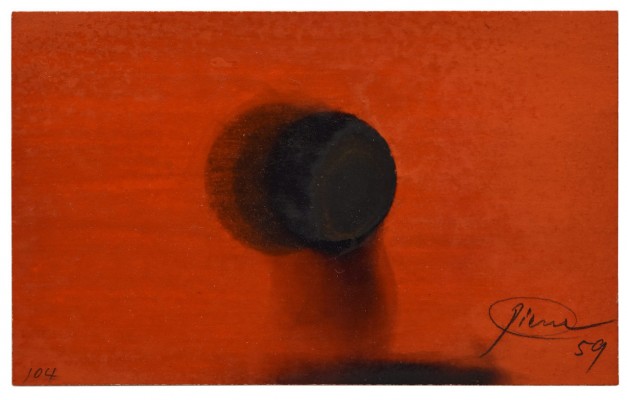 Otto Piene  Rauchzeichnung 104 1959, Rauch und Farbe auf Büttenpapier 7,8 × 12,8 cm BECK UND EGGELING