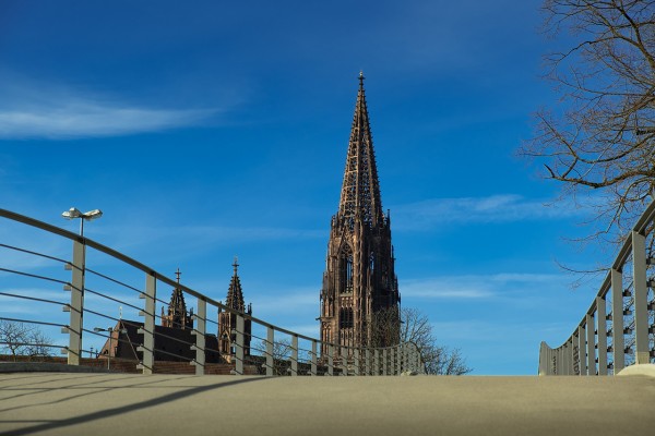 Blick auf das gotische Münster   © pexels/Couleur