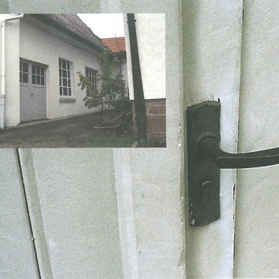 Hinter dieser Tür im rheinland-pfälzischen Alsenborn begann die Geschichte von SCHRAMM