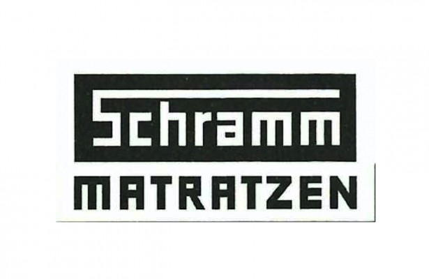 Ein weiteres Logo von SCHRAMM: mit einer klareren, einprägsameren Optik durch geometrisch geformte Schriftzeichen